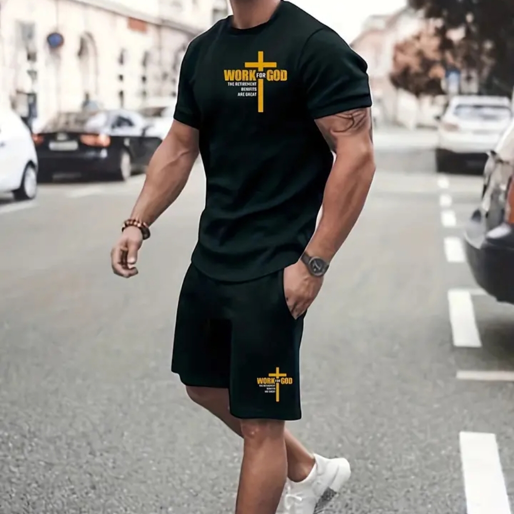 Plus Size Men's Casual Graphic Outfit